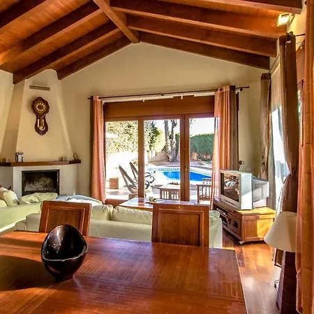 Catalunya Casas A Costa Brava Gem - Only A Few Minutes To The Beach!