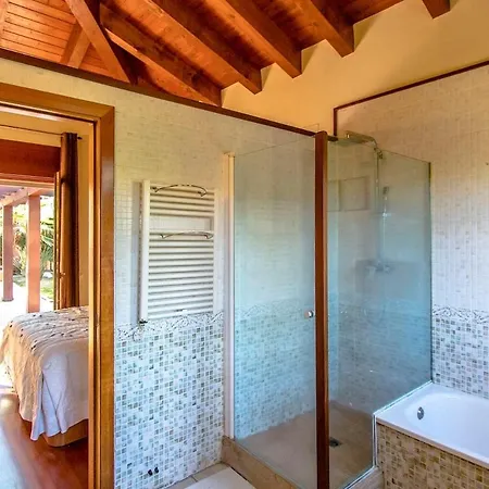 Catalunya Casas A Costa Brava Gem - Only A Few Minutes To The Beach! Villa