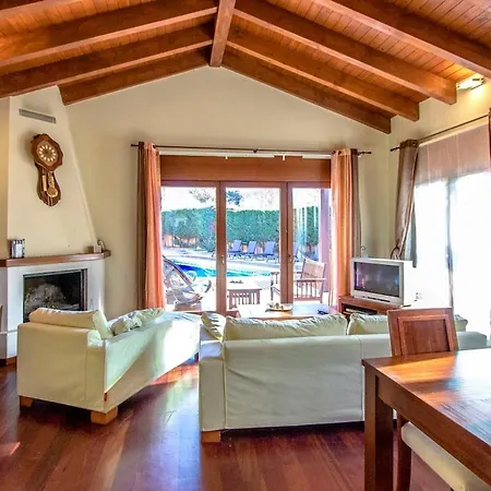 Catalunya Casas A Costa Brava Gem - Only A Few Minutes To The Beach! Vidreres