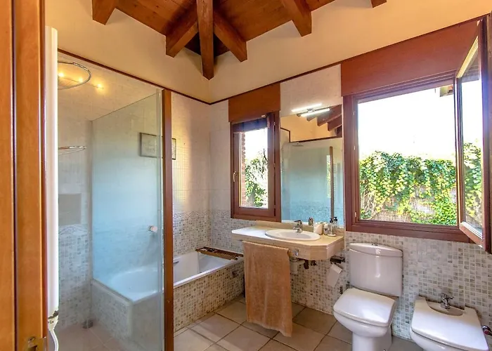 Catalunya Casas A Costa Brava Gem - Only A Few Minutes To The Beach! Villa *