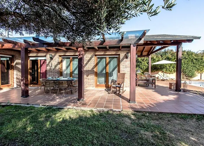 Villa Catalunya Casas A Costa Brava Gem - Only A Few Minutes To The Beach! Vidreres